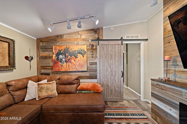 610 W VALLERI ANN Road, Paulden, AZ 86334