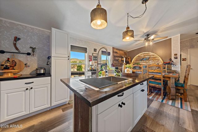 610 W VALLERI ANN Road, Paulden, AZ 86334