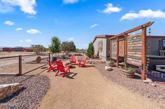 610 W VALLERI ANN Road, Paulden, AZ 86334