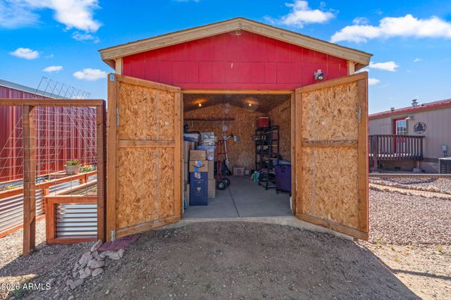 610 W VALLERI ANN Road, Paulden, AZ 86334
