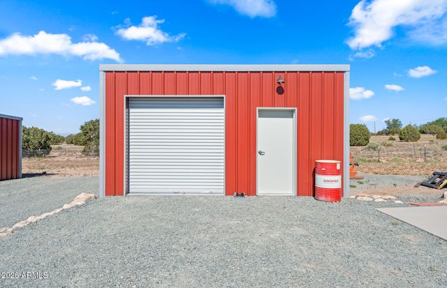 610 W VALLERI ANN Road, Paulden, AZ 86334