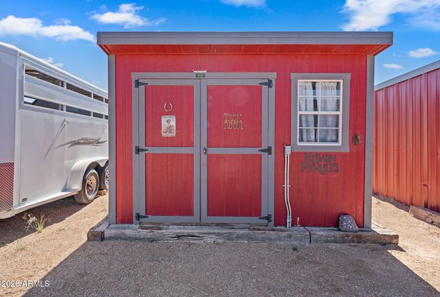 610 W VALLERI ANN Road, Paulden, AZ 86334