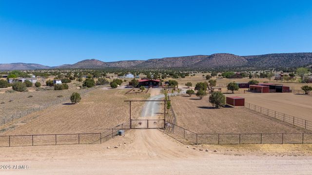 610 W VALLERI ANN Road, Paulden, AZ 86334