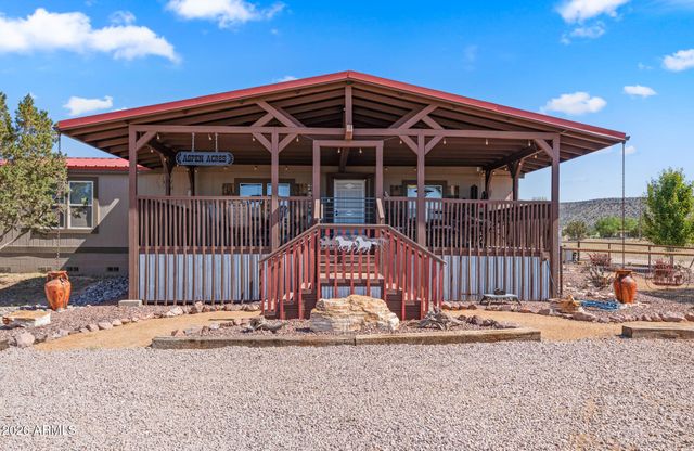610 W VALLERI ANN Road, Paulden, AZ 86334