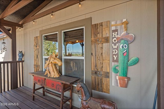 610 W VALLERI ANN Road, Paulden, AZ 86334