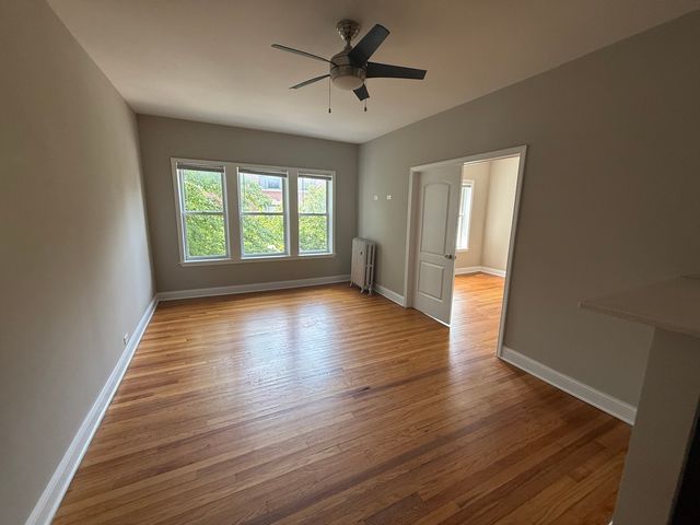 836 E 53rd Street 2S, Chicago, IL 60615