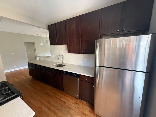 836 E 53rd Street 2S, Chicago, IL 60615