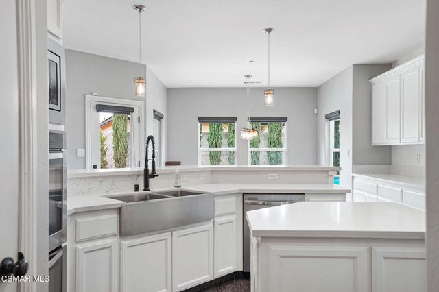 12407 Trackside Drive, Bakersfield, CA 93312