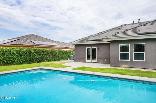12407 Trackside Drive, Bakersfield, CA 93312