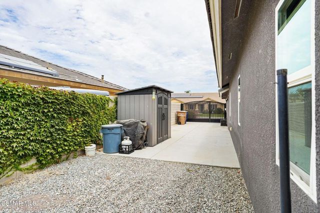 12407 Trackside Drive, Bakersfield, CA 93312