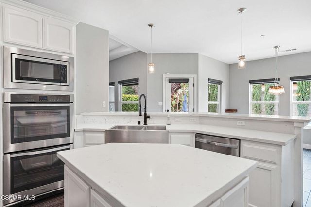 12407 Trackside Drive, Bakersfield, CA 93312