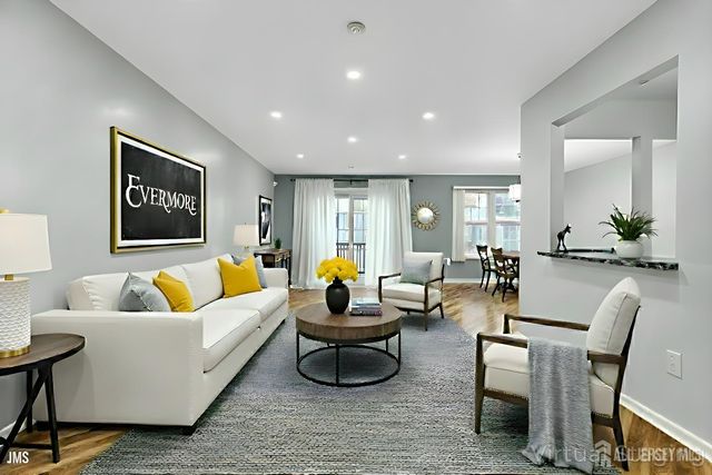 18 BRIDGEPOINTE Drive, South Amboy, NJ 08879