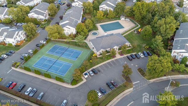 18 BRIDGEPOINTE Drive, South Amboy, NJ 08879