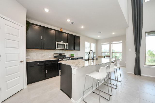 1334 Wild Mustang Trail, Richmond, TX 77406