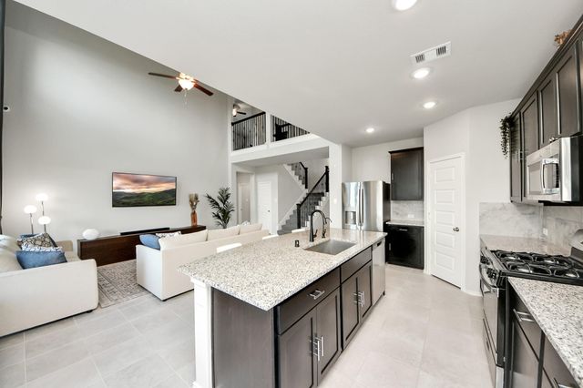 1334 Wild Mustang Trail, Richmond, TX 77406