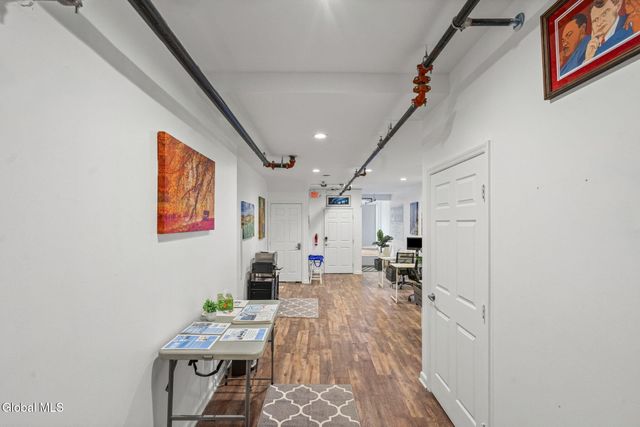 402 Broadway, Albany, NY 12207