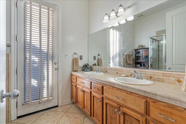 16360 Goat Ranch Road, Springville, CA 93265