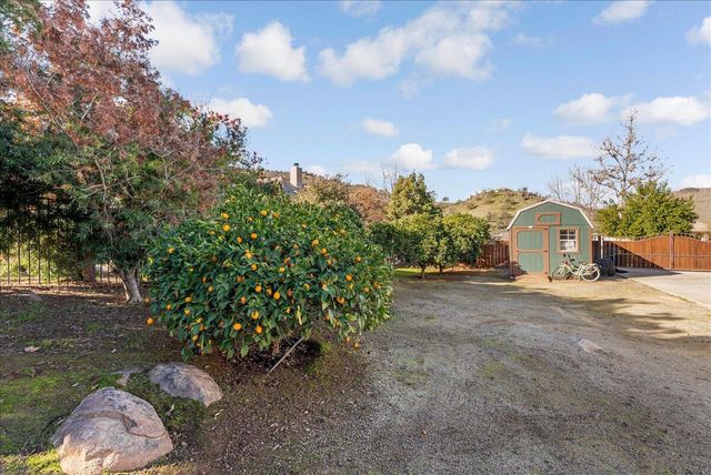 16360 Goat Ranch Road, Springville, CA 93265