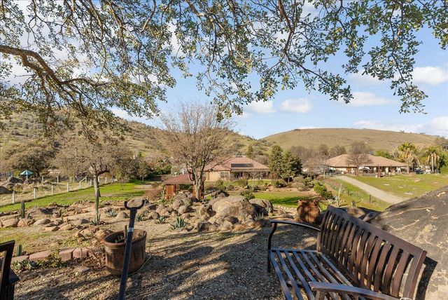 16360 Goat Ranch Road, Springville, CA 93265