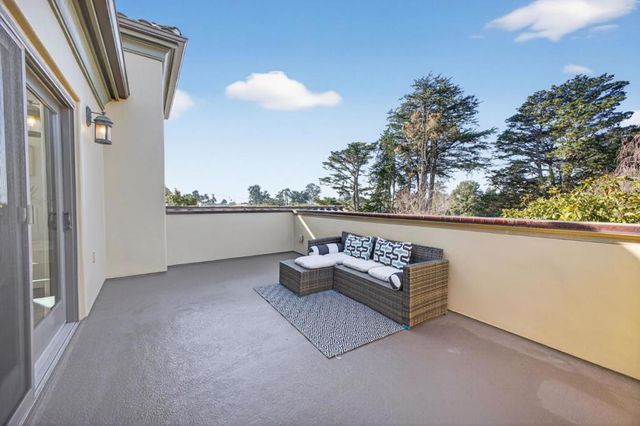 329 Los Altos Drive, Aptos, CA 95003