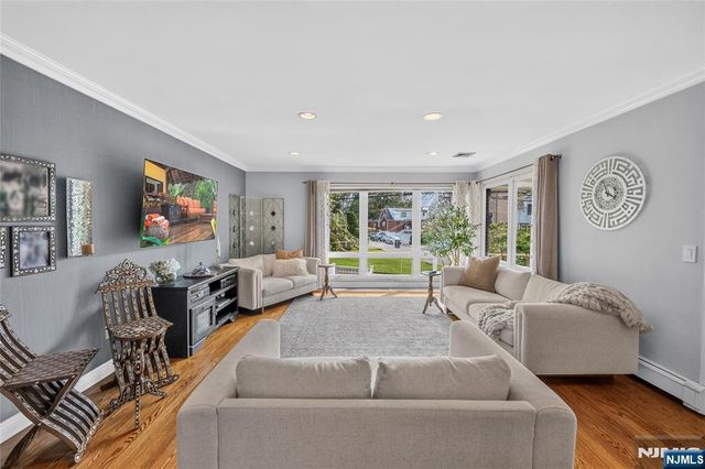 1026 Harvard Place, Fort Lee, NJ 07024