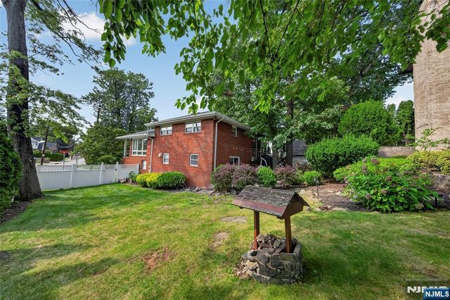 1026 Harvard Place, Fort Lee, NJ 07024