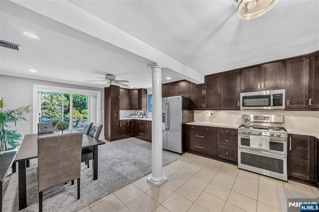 1026 Harvard Place, Fort Lee, NJ 07024