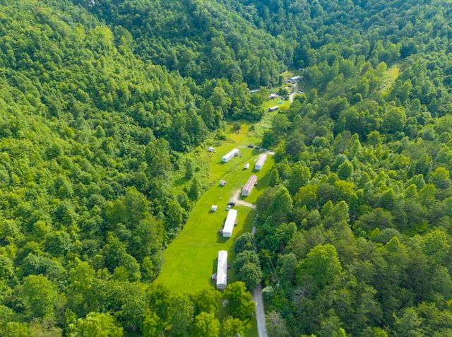 119 Nightingale Lane, Girdler, KY 40943