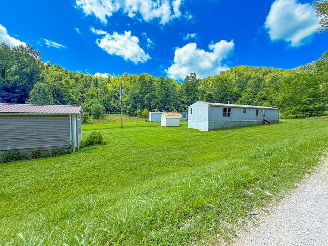 119 Nightingale Lane, Girdler, KY 40943