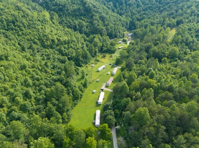 119 Nightingale Lane, Girdler, KY 40943