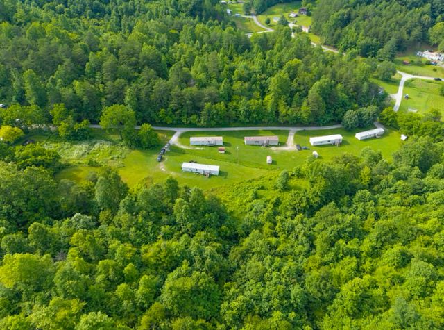 119 Nightingale Lane, Girdler, KY 40943