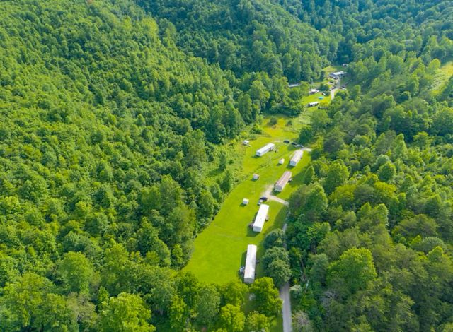 119 Nightingale Lane, Girdler, KY 40943