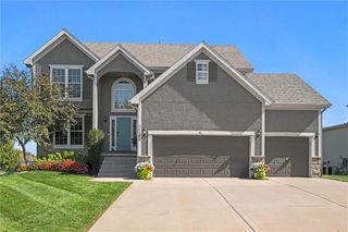 11105 N Randolph Avenue, Kansas City, MO 64157