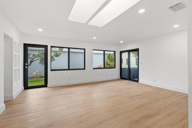786 NW 31st Avenue, Delray Beach, FL 33445