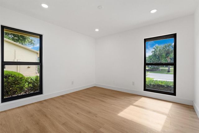 786 NW 31st Avenue, Delray Beach, FL 33445