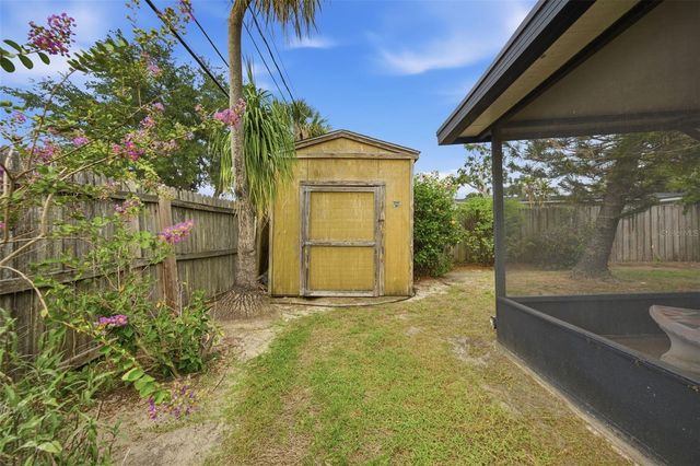 8019 CORNWALL LANE, Tampa, FL 33615