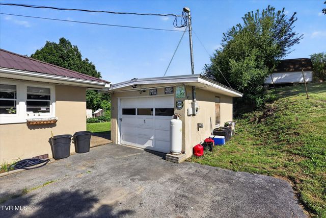 165 Main Street, Mosheim, TN 37818