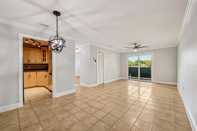 926 LAKE DESTINY ROAD F, Altamonte Springs, FL 32714