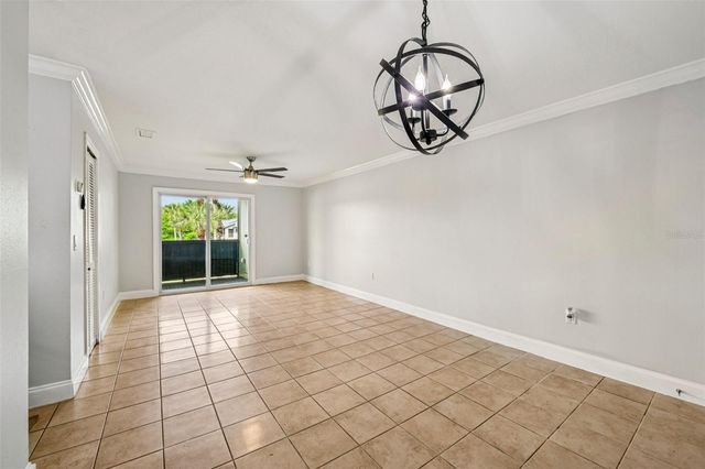 926 LAKE DESTINY ROAD F, Altamonte Springs, FL 32714