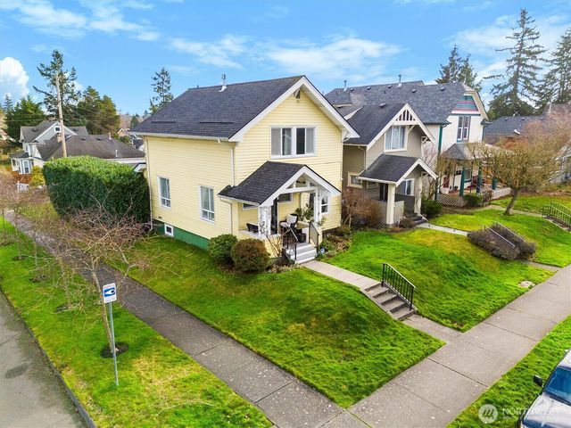 2201 Rockefeller Avenue, Everett, WA 98201