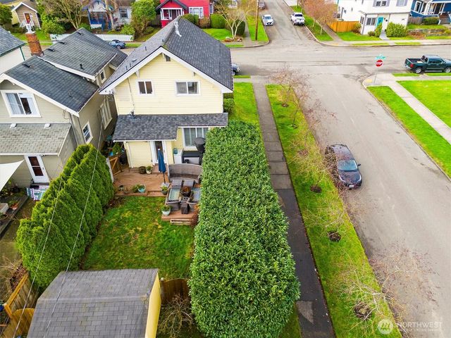 2201 Rockefeller Avenue, Everett, WA 98201