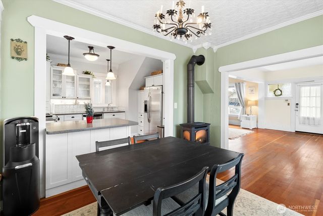 2201 Rockefeller Avenue, Everett, WA 98201