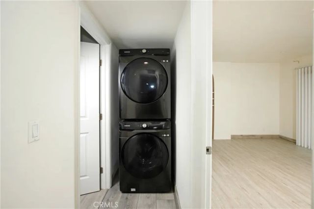 10214 Samoa 25, Tujunga, CA 91042