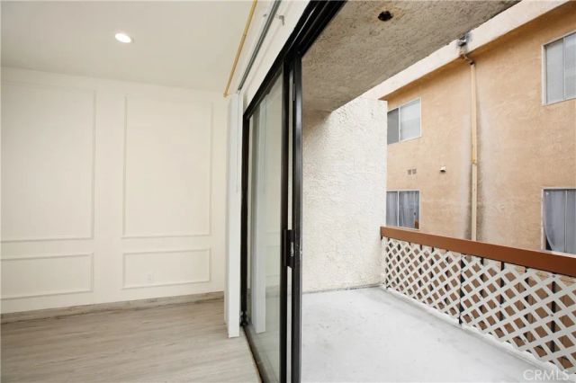 10214 Samoa 25, Tujunga, CA 91042