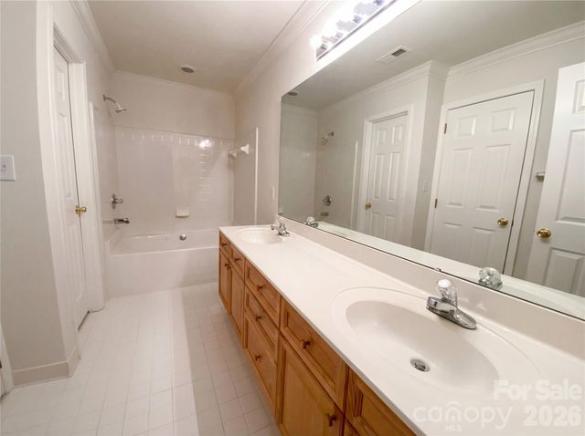 7916 Village Harbor Drive, Cornelius, NC 28031