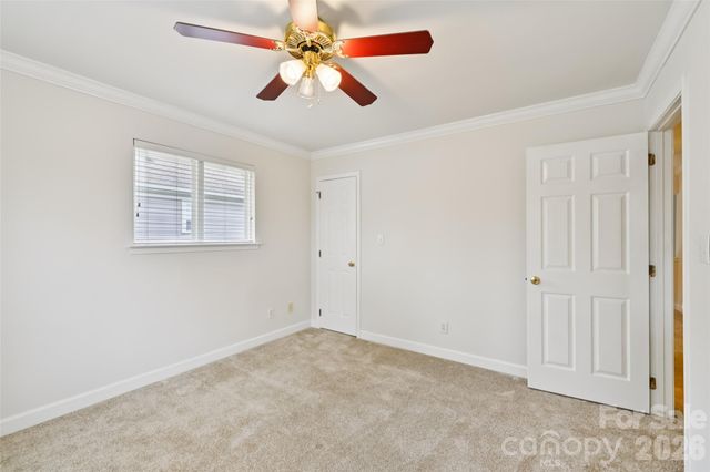 7916 Village Harbor Drive, Cornelius, NC 28031