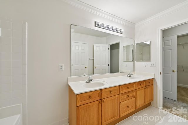 7916 Village Harbor Drive, Cornelius, NC 28031
