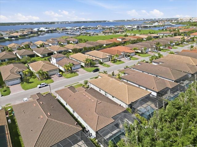 2110 E 6TH STREET W, Palmetto, FL 34221