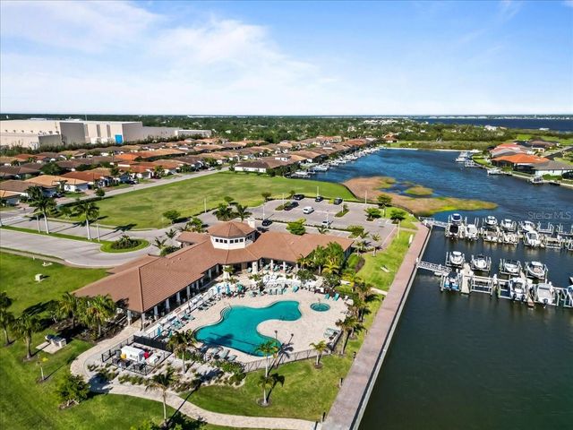 2110 E 6TH STREET W, Palmetto, FL 34221