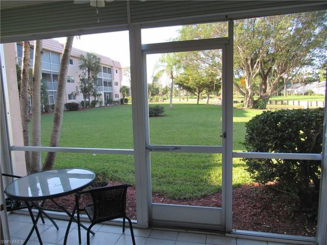 100 Forest Lakes BLVD 109, Naples, FL 34105